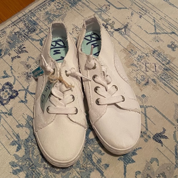 Blu D’or Women’s Memory Foam Slip On Sneaker 8.5 NWT - Picture 1 of 4